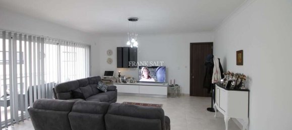 Квартира с 3 спальнями в Свийи, Мальта № 9258 7