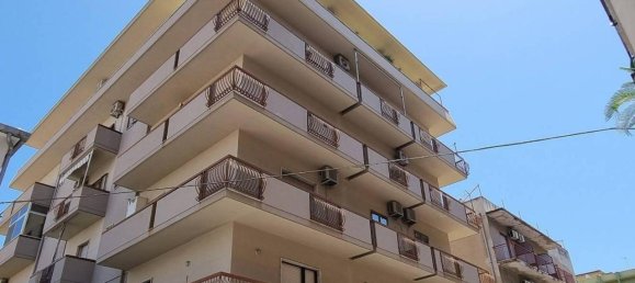 3 rooms Apartment in Soverato, Italy No. 177790 8