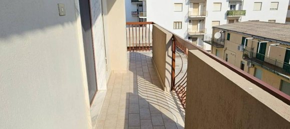 3 rooms Apartment in Soverato, Italy No. 177790 9