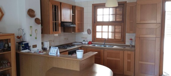 6-Zimmer Haus in Vittoria, Italy, Nr. 288641 3