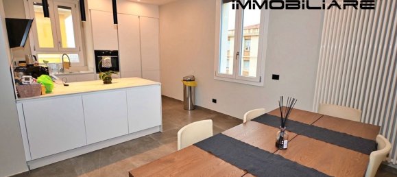 4 bedrooms Apartment in Carpi, Italy No. 334905 3