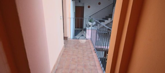 2 rooms Apartment in Turate, Italy No. 11535 7