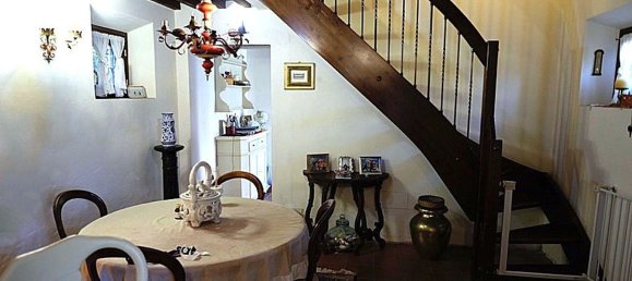 Villa de 9 dormitorios en Pietrasanta, Italy No. 381625 8