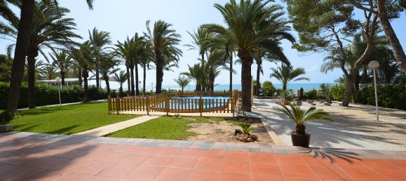 12 bedrooms Villa in Punta Prima, Spain No. 454 2