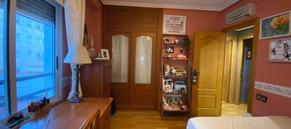 4 Schlafzimmer Wohnung in Alicante, Spanien, Nr. 365516 9