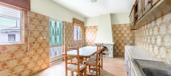 3 bedrooms House in Travassos, Portugal No. 42629 4