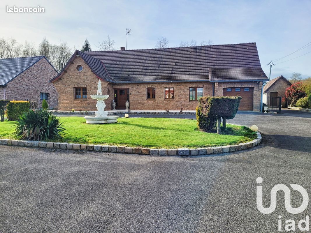 4 chambres Maison à Renty, France No. 77503