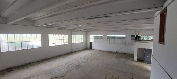 330m² Warehouse in Carmignano, Italy No. 257971 6