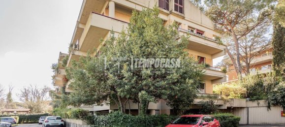 3 rooms Apartment in Rome, Italy No. 2153 17