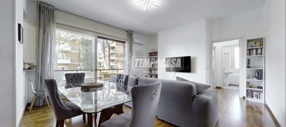 3 rooms Apartment in Rome, Italy No. 2153 3