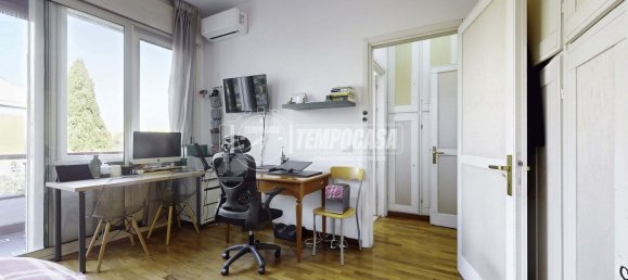 3 rooms Apartment in Rome, Italy No. 2153 14
