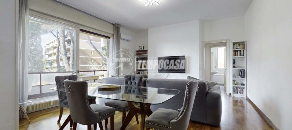 3 rooms Apartment in Rome, Italy No. 2153 2