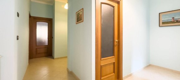 Apartamento de 6 habitaciónes en Imperia, Italy No. 26068 11