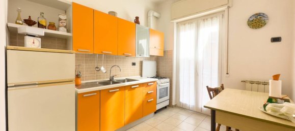 Apartamento de 6 habitaciónes en Imperia, Italy No. 26068 2