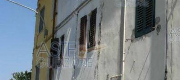 3 Schlafzimmer Wohnung in Montopoli in Val d'Arno, Italy, Nr. 261762 4