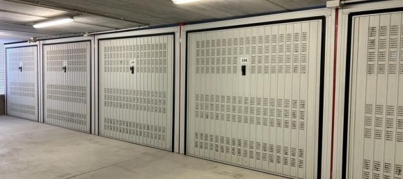  Garage in Chioggia, Italy No. 67516 2