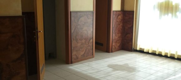 Коммерческая недвижимость 125м² в Монтеренцио, Италия № 379570 5