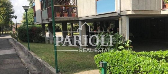 Entrepôt à Rome, Italy 35m² No. 357305 2