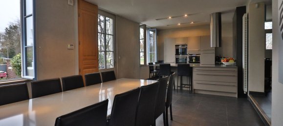 6 bedrooms House in Troyes, France No. 73178 2