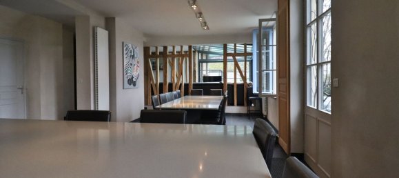 6 bedrooms House in Troyes, France No. 73178 13