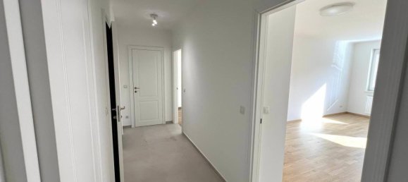 3 rooms Apartment in Favoriten, Austria No. 198864 5