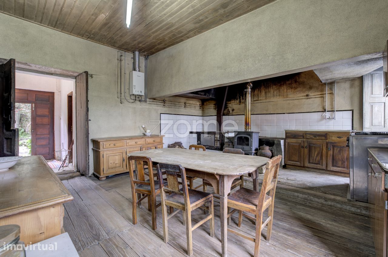 4 غرف نوم منزل في Vila Verde, Portugal رقم 15136