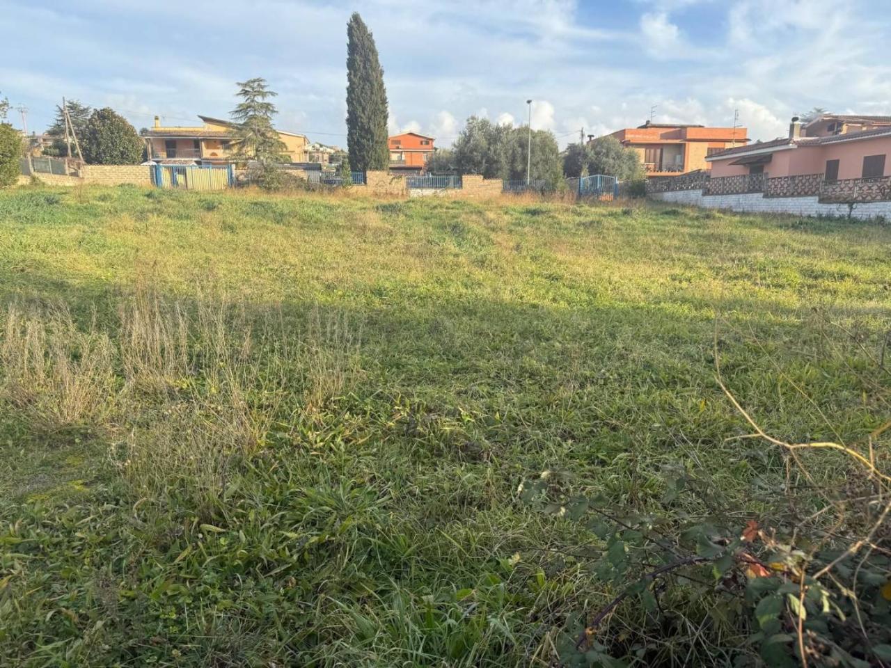 2000m² Land in Zagarolo, Italy No. 32934