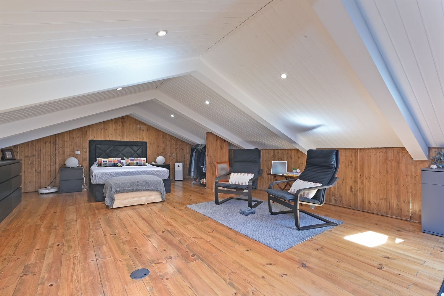 Квартира с 3 спальнями в Порту, Португалия № 307301