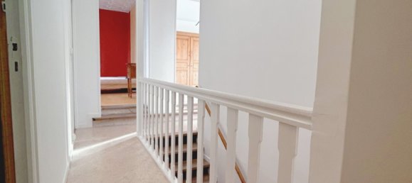 5 bedrooms House in Hem, France No. 154013 8