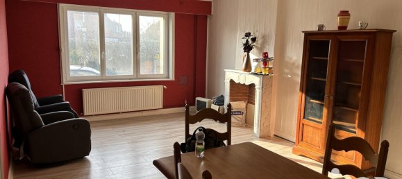 5 bedrooms House in Hem, France No. 154013 4