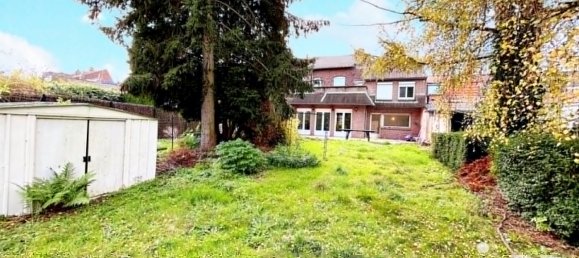 5 bedrooms House in Hem, France No. 154013 10