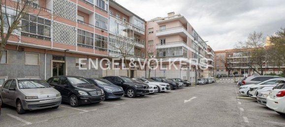 2 bedrooms Apartment in Lisbon, Portugal No. 12606 24