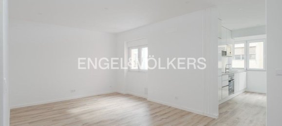 2 bedrooms Apartment in Lisbon, Portugal No. 12606 3
