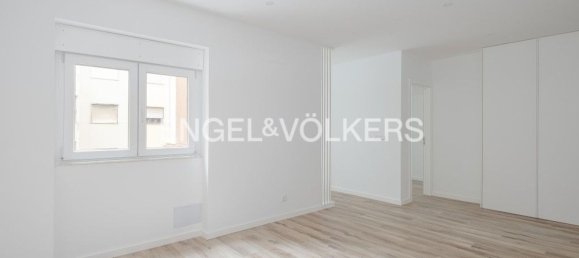 2 bedrooms Apartment in Lisbon, Portugal No. 12606 5