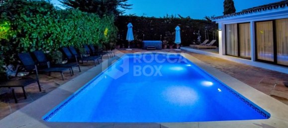 Villa de 8 dormitorios en Marbella, Spain No. 117816 27