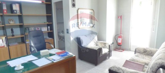 4-Zimmer Wohnung in Luino, Italy, Nr. 223352 3