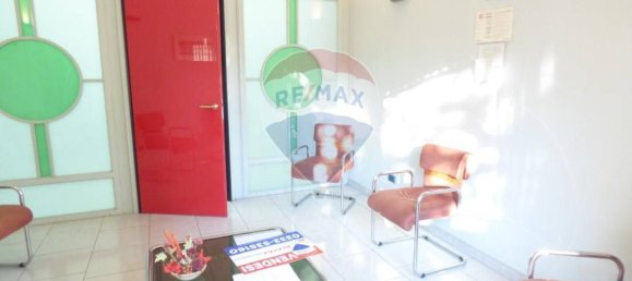 4-Zimmer Wohnung in Luino, Italy, Nr. 223352 57