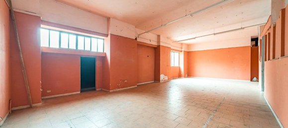 Propiedad comercial de 3 habitaciónes en Bra, Italy No. 211079 16