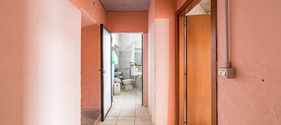 Propiedad comercial de 3 habitaciónes en Bra, Italy No. 211079 19