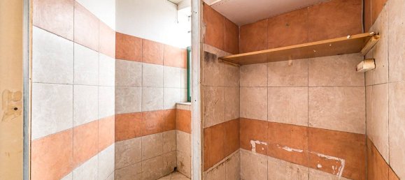 Propiedad comercial de 3 habitaciónes en Bra, Italy No. 211079 22