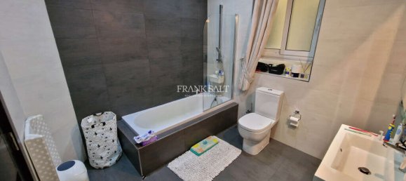 3 chambres Appartement à Attard, Malta No. 7364 10