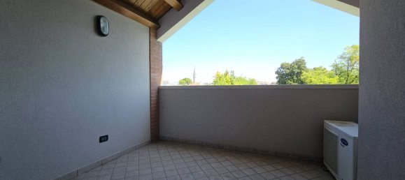 3 Schlafzimmer Wohnung in Pordenone, Italy, Nr. 345124 8