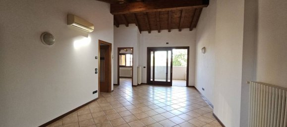 3 Schlafzimmer Wohnung in Pordenone, Italy, Nr. 345124 4