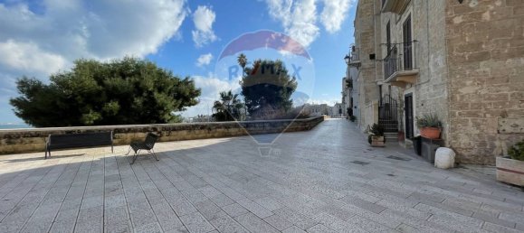 3 rooms House in Bari, Italy No. 78952 23