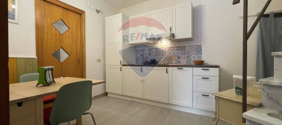 3 rooms House in Bari, Italy No. 78952 24