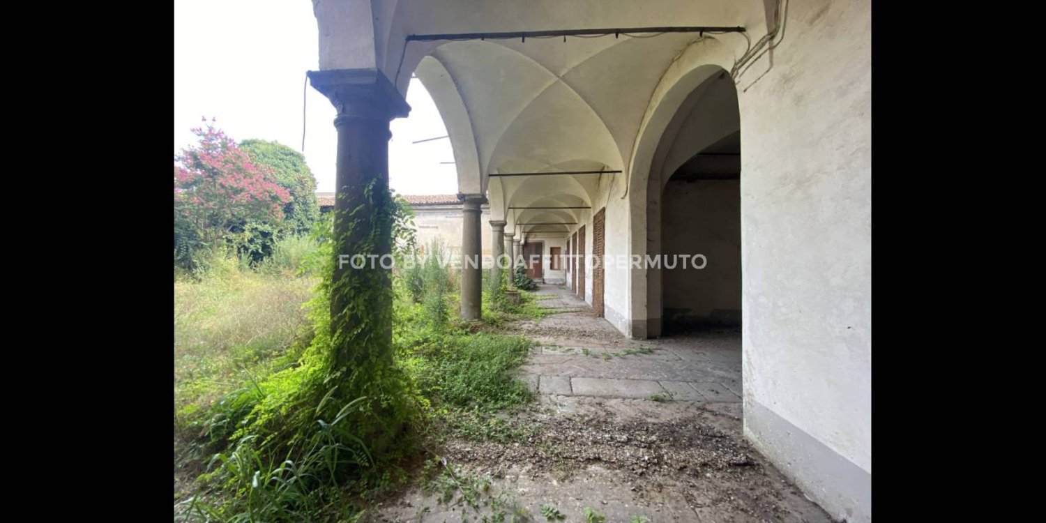 5 rooms Building in Mornico al Serio, Italy No. 83198