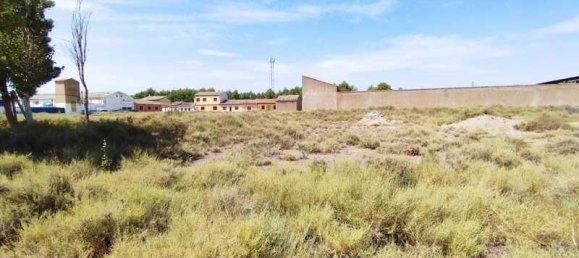 499m² Land in Zaragoza, Spain No. 64014 5