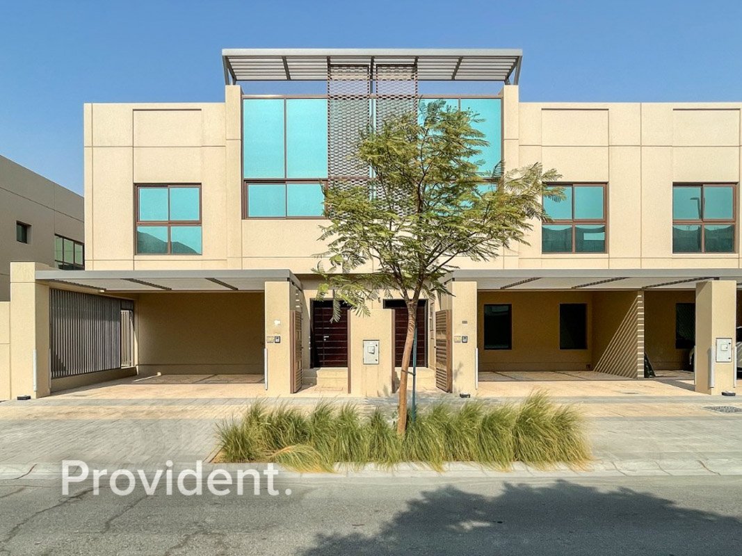 4 bedrooms Villa in Meydan, UAE No. 3810