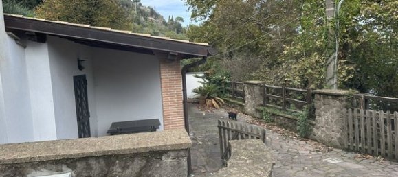 Вилла с 3 комнатами в Кастель Гандольфо, Италия № 12644 22