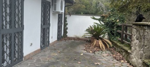 Вилла с 3 комнатами в Кастель Гандольфо, Италия № 12644 17